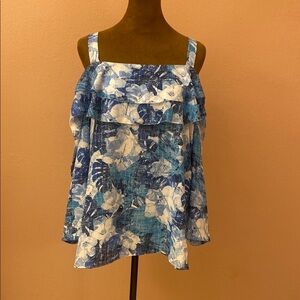 NYDJ LOS ANGELES Floral Blue and White Women's Top